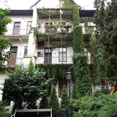 诺拉旅馆 * 布达佩斯
