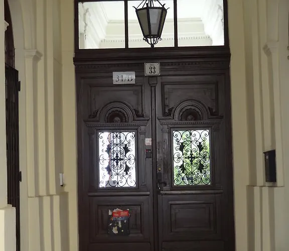 Πανσιόν Casa Nora *