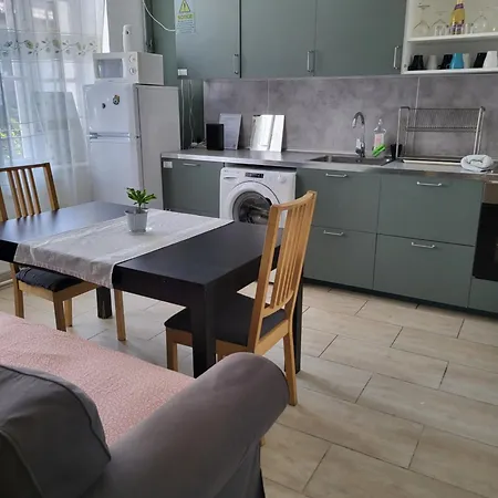 Πανσιόν Casa Nora *